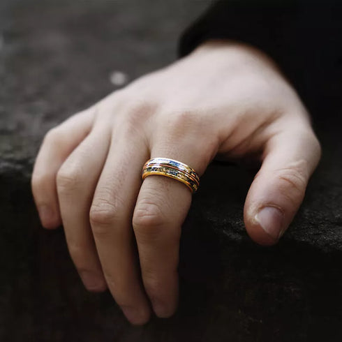 Men's 8mm Tungsten Guitar String & Gold Leaf Meteorite Comfort-Fit Wedding Band